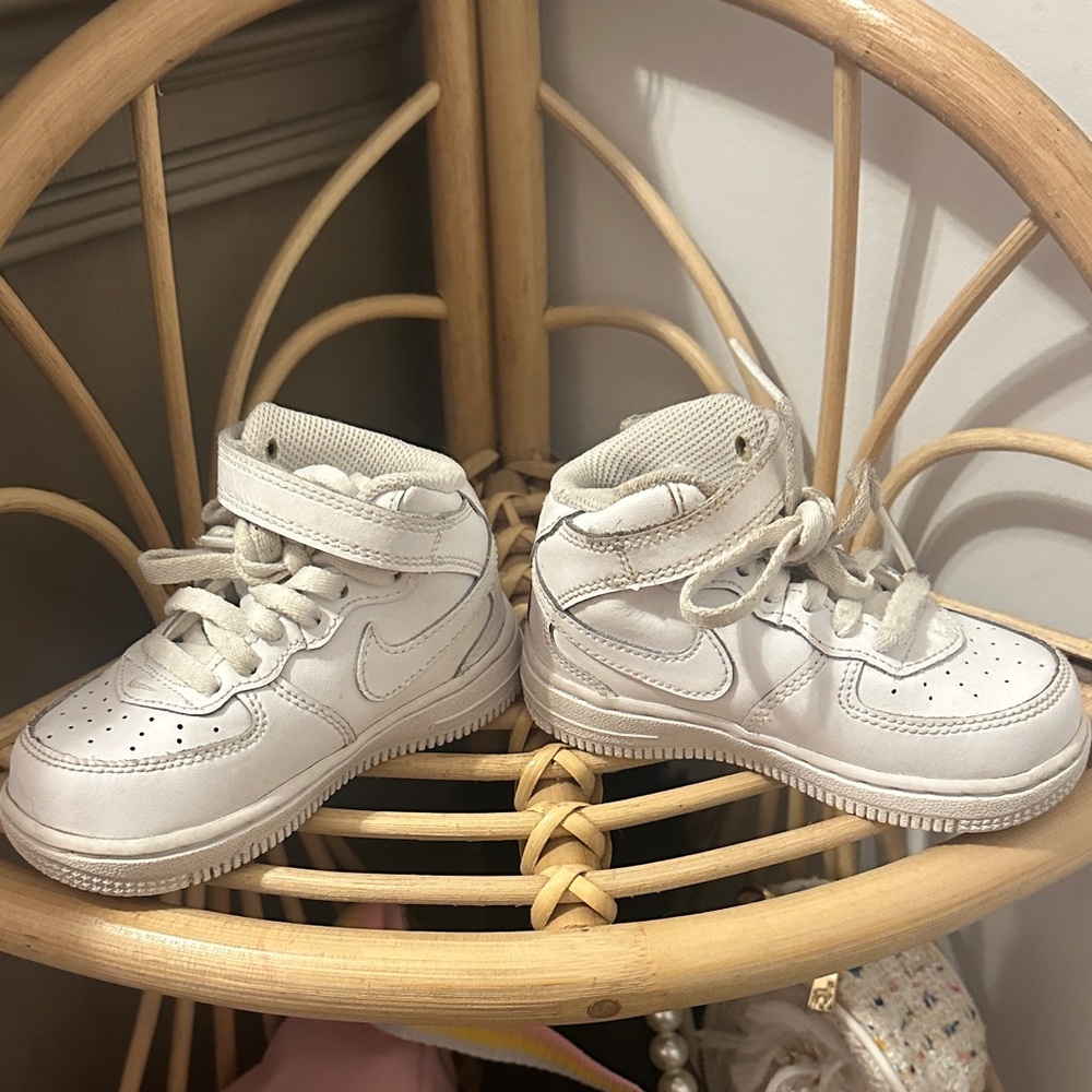 Nike White Toddler High-Top Sneakers with Strap